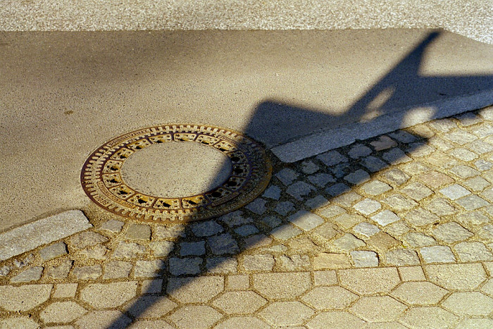 “Straßenschatten” (Street Shadow)